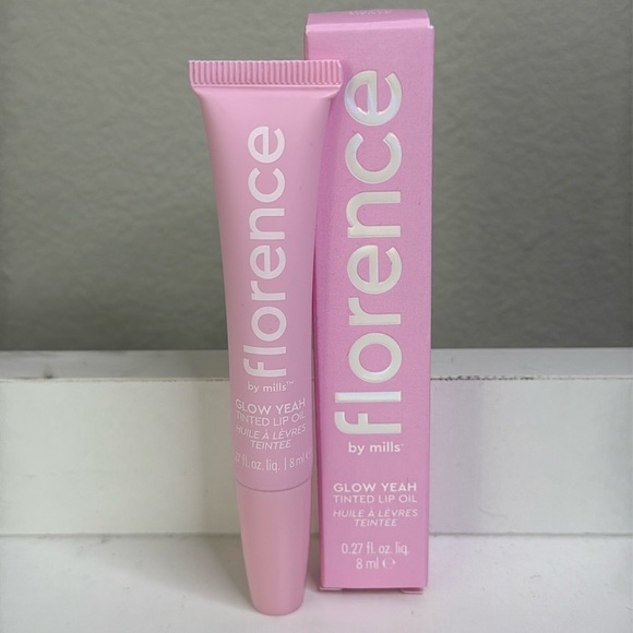 Florence PH Tinted Glow Yeah Hydrating Vegan Lip Oil - Picture 1 of 3